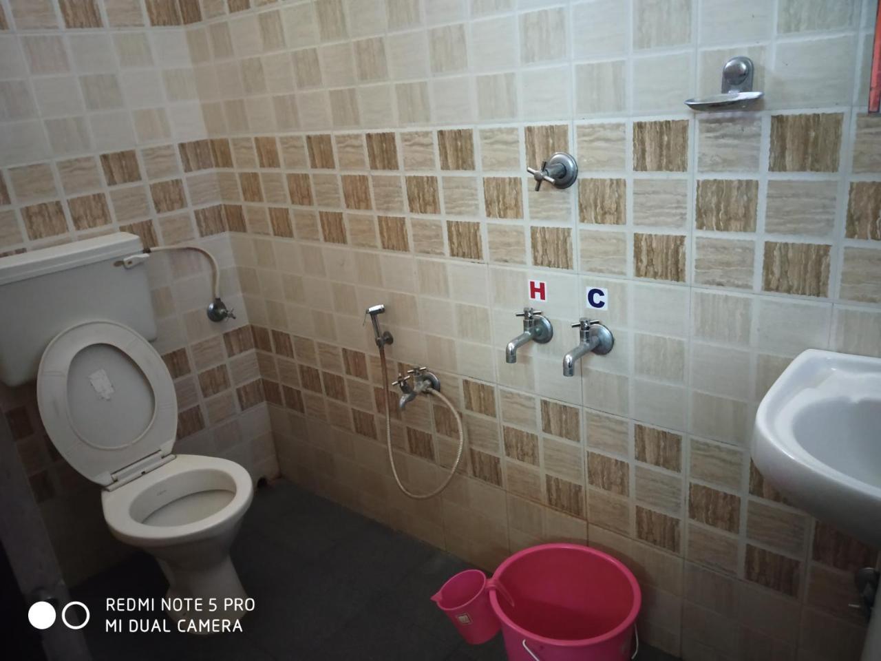 Chottanikara Hotel Woodlands المظهر الخارجي الصورة