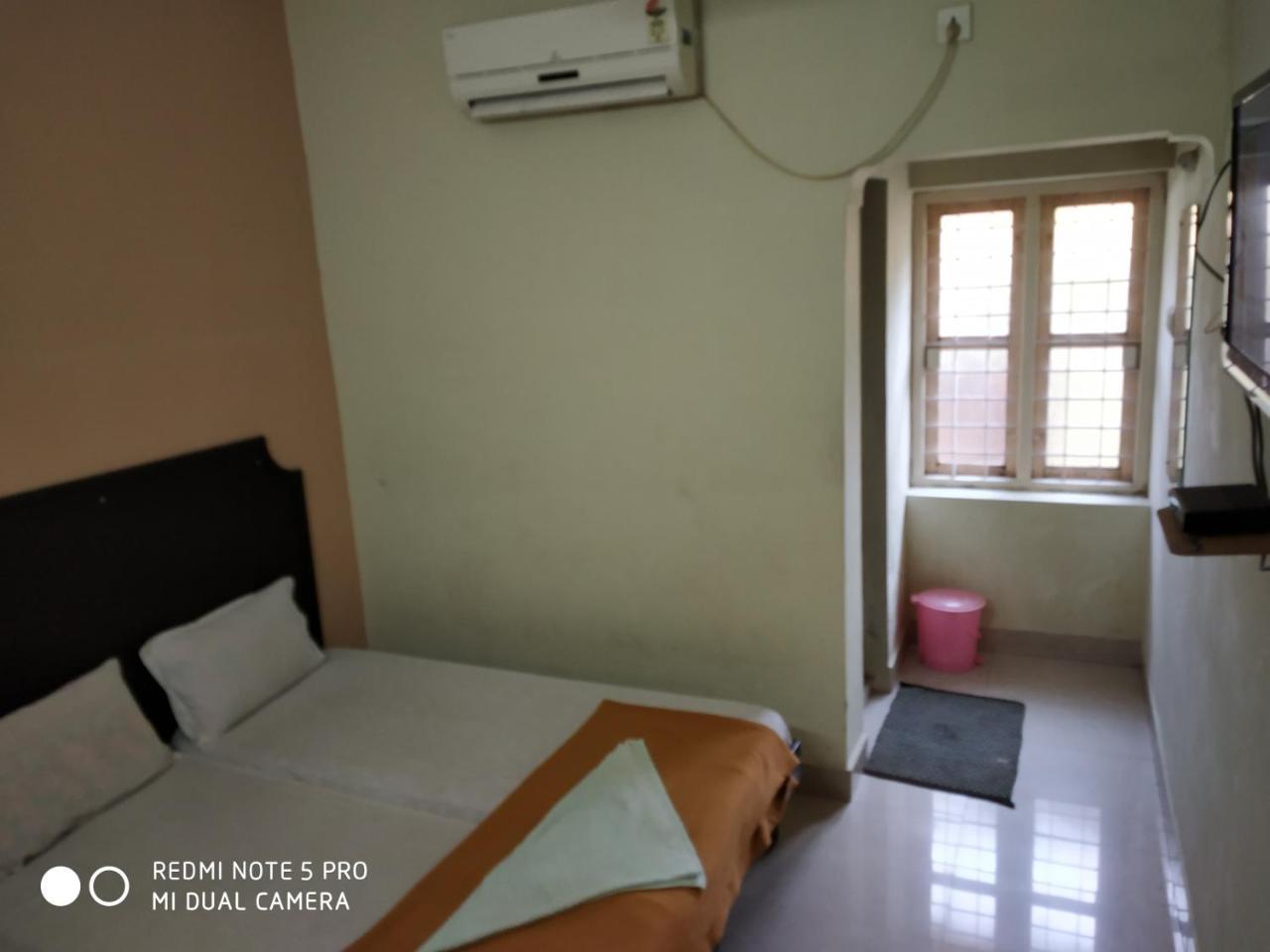 Chottanikara Hotel Woodlands المظهر الخارجي الصورة