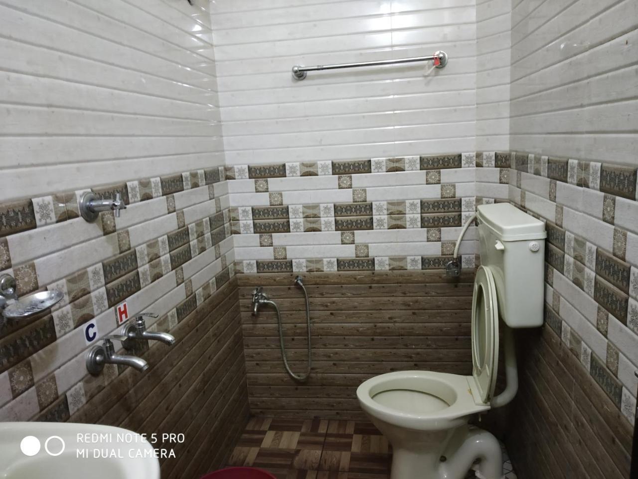 Chottanikara Hotel Woodlands المظهر الخارجي الصورة